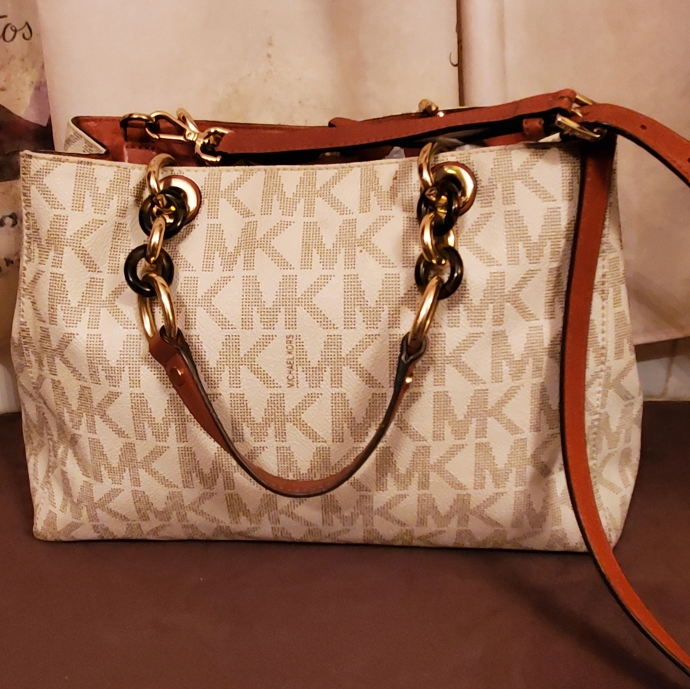 Micheal Kors Bag